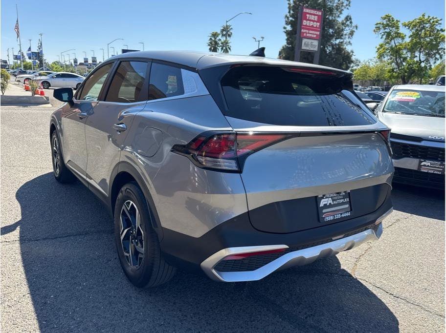 2025 Kia Sportage LX - Photo 6