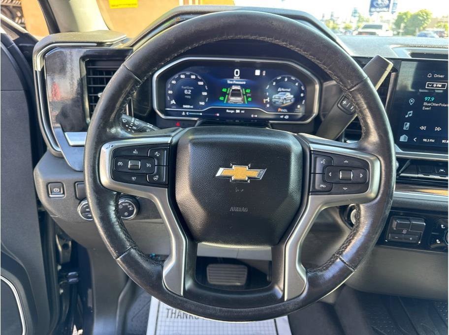 2022 Chevrolet Silverado 1500 LT - Photo 25