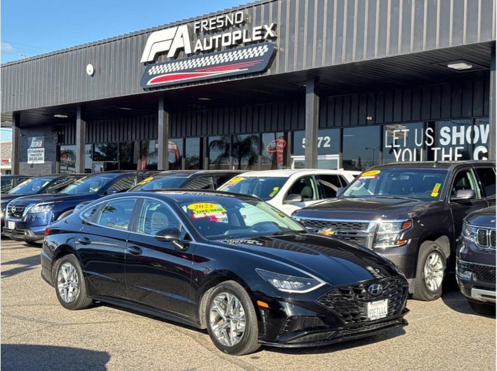 Used 2023 Hyundai Sonata SEL Sedan