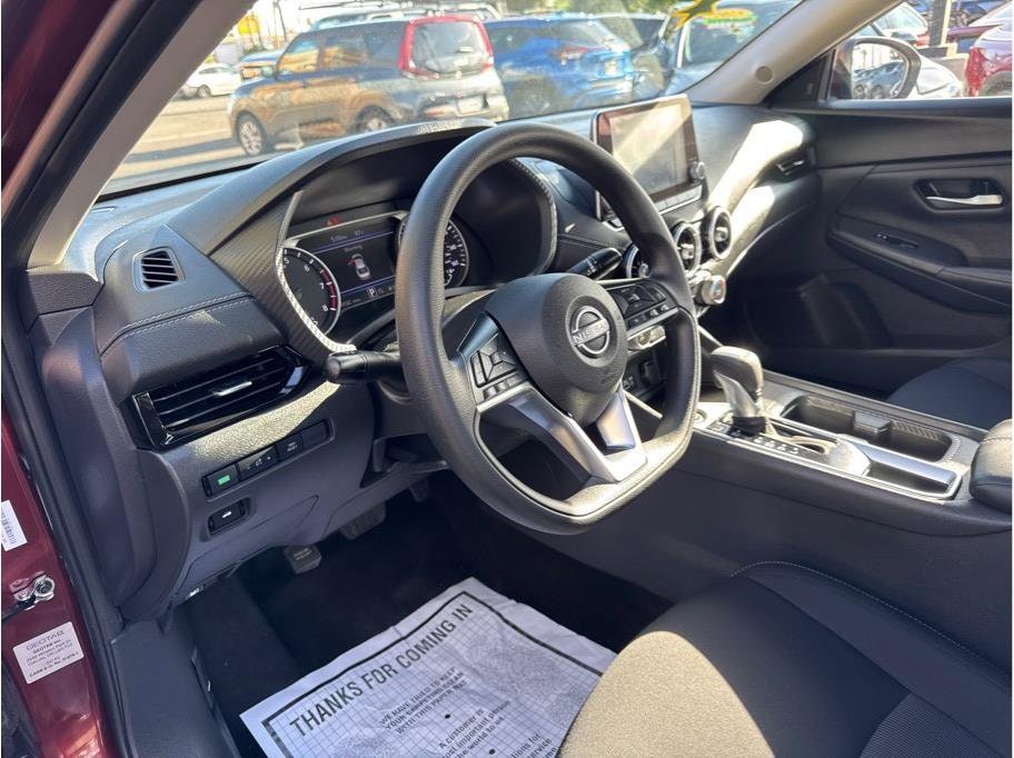 2025 Nissan Sentra SV - Photo 19