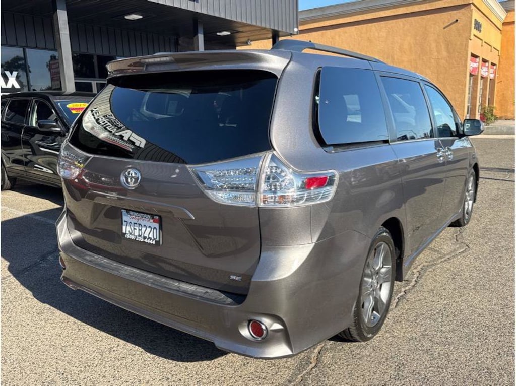 Used 2016 Toyota Sienna Van