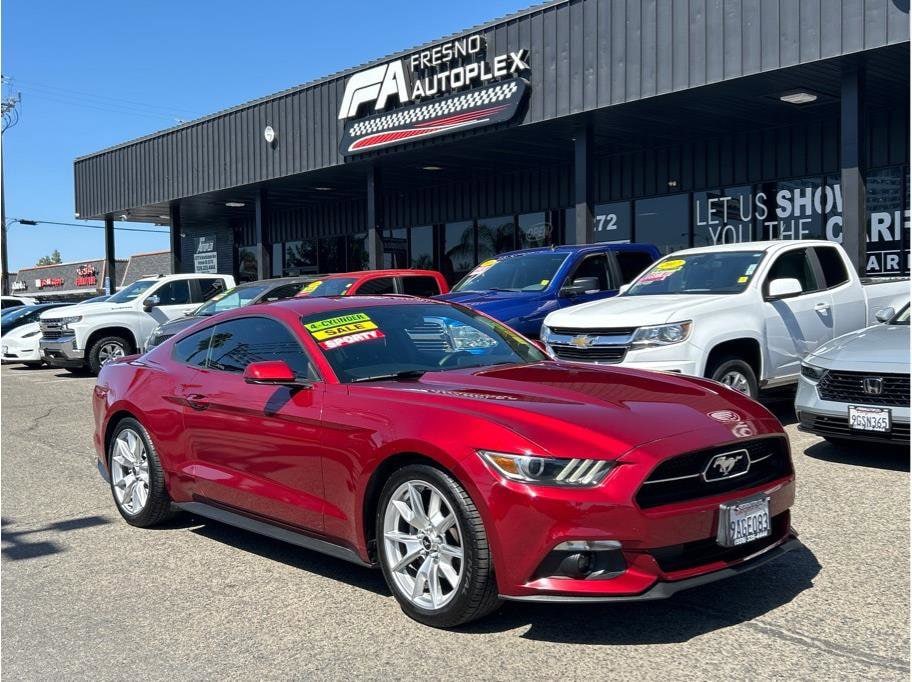 2015 Ford Mustang EcoBoost Coupe Premium's photo
