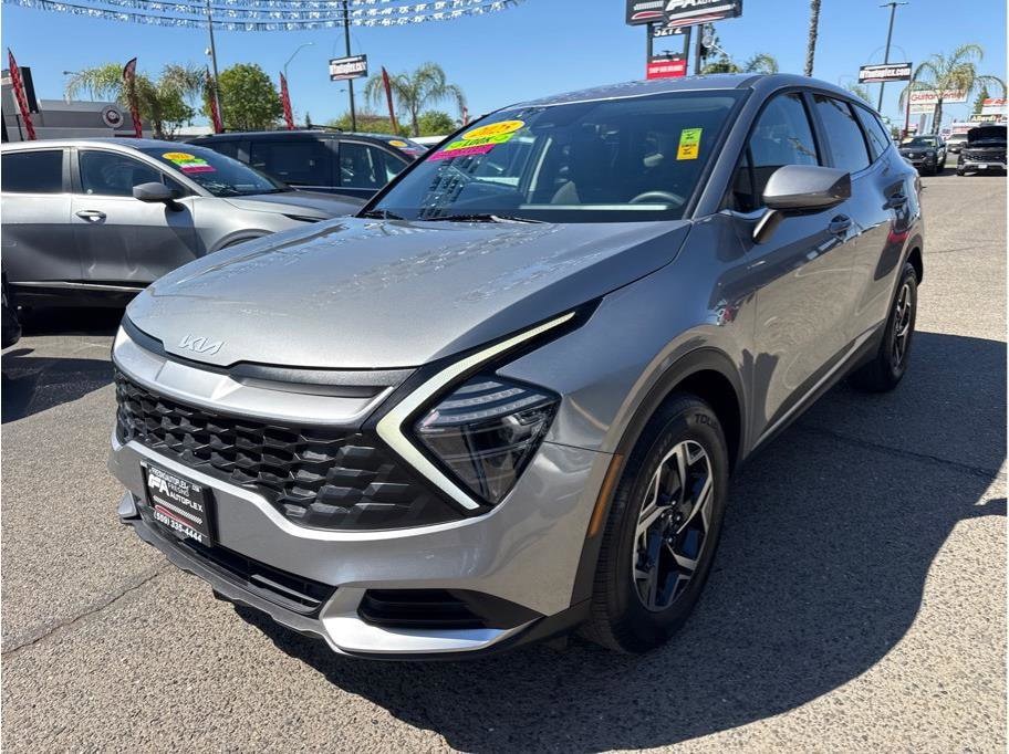 2025 Kia Sportage LX - Photo 8