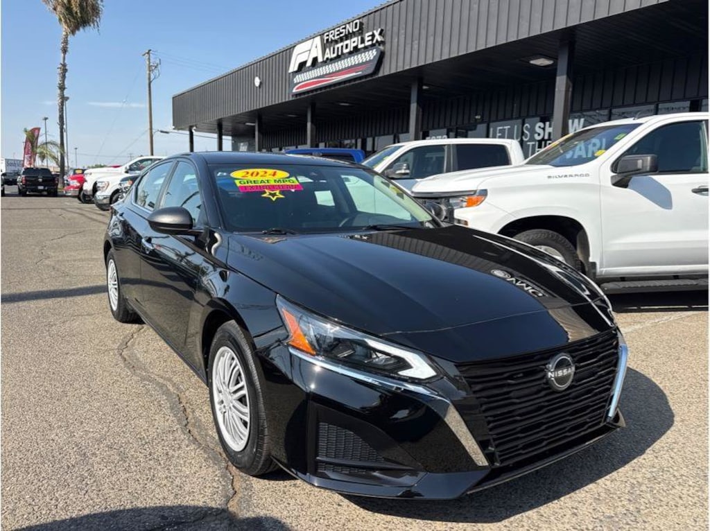 Used 2024 Nissan Altima 2.5 S Sedan
