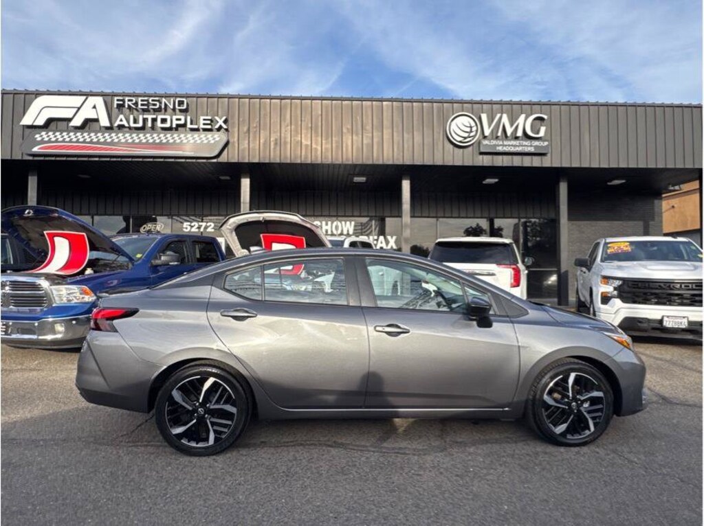Used 2024 Nissan Versa 1.6 SR Sedan