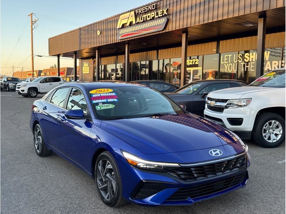 2025 Hyundai Elantra SEL