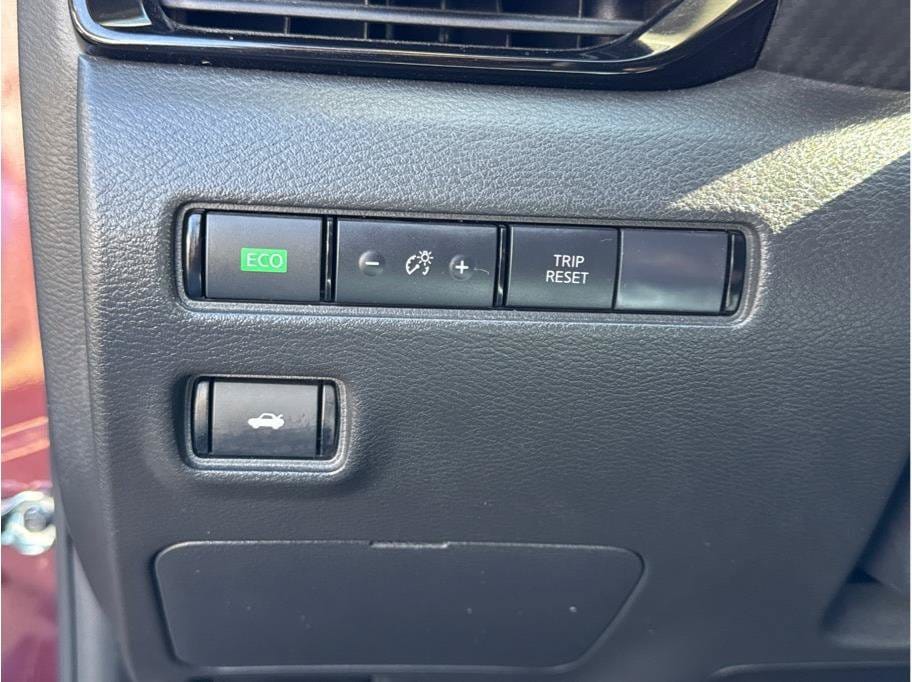 2025 Nissan Sentra SV - Photo 29