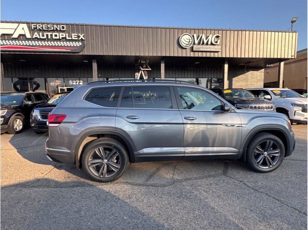 Used 2020 Volkswagen Atlas 3.6L V6 SE w/Technology SUV