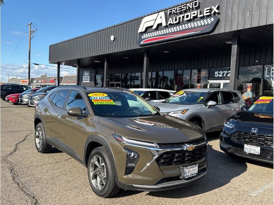 2024 Chevrolet Trax LT's photo