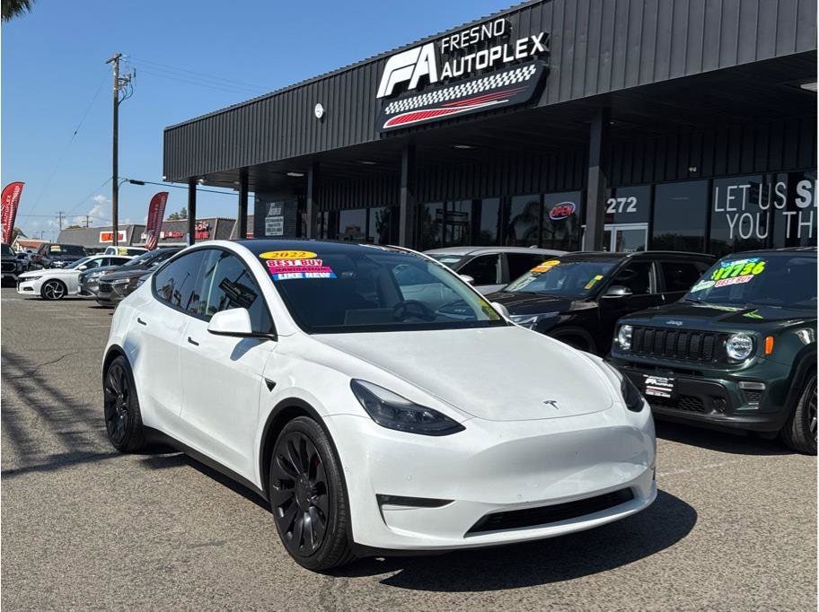 2022 Tesla Model Y Performance Dual Motor All-Wheel Drive's photo