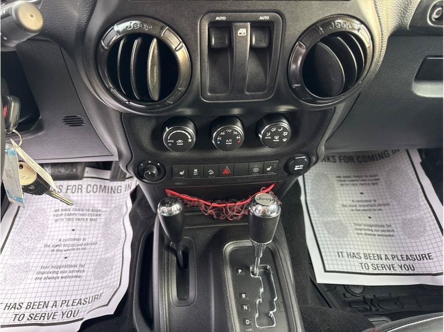 2017 Jeep Wrangler Rubicon Recon - Photo 18