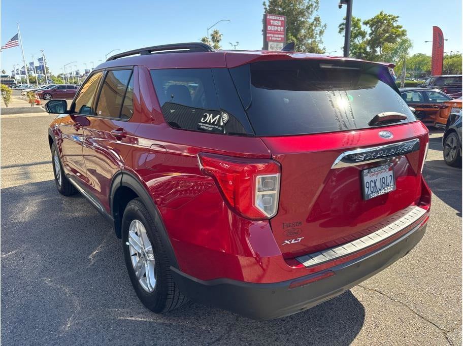 2023 Ford Explorer XLT - Photo 6