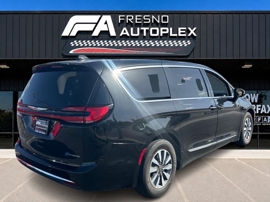 Used 2023 Chrysler Pacifica Plug-In Hybrid Limited Van Passenger Van