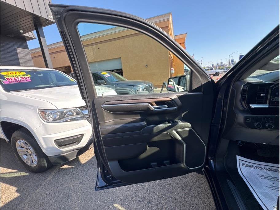 2022 Chevrolet Silverado 1500 LT - Photo 18