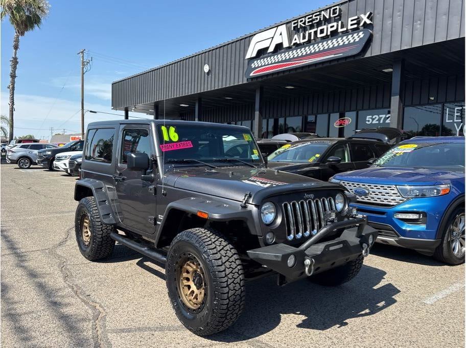 2016 Jeep Wrangler Sport S's photo