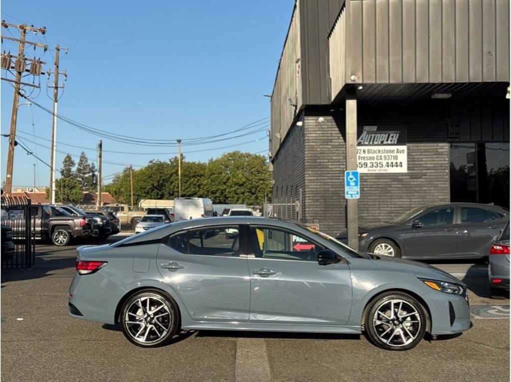 Used 2025 Nissan Sentra SR Sedan