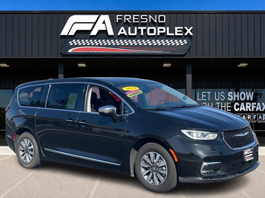 2023 Chrysler Pacifica Plug-In Hybrid