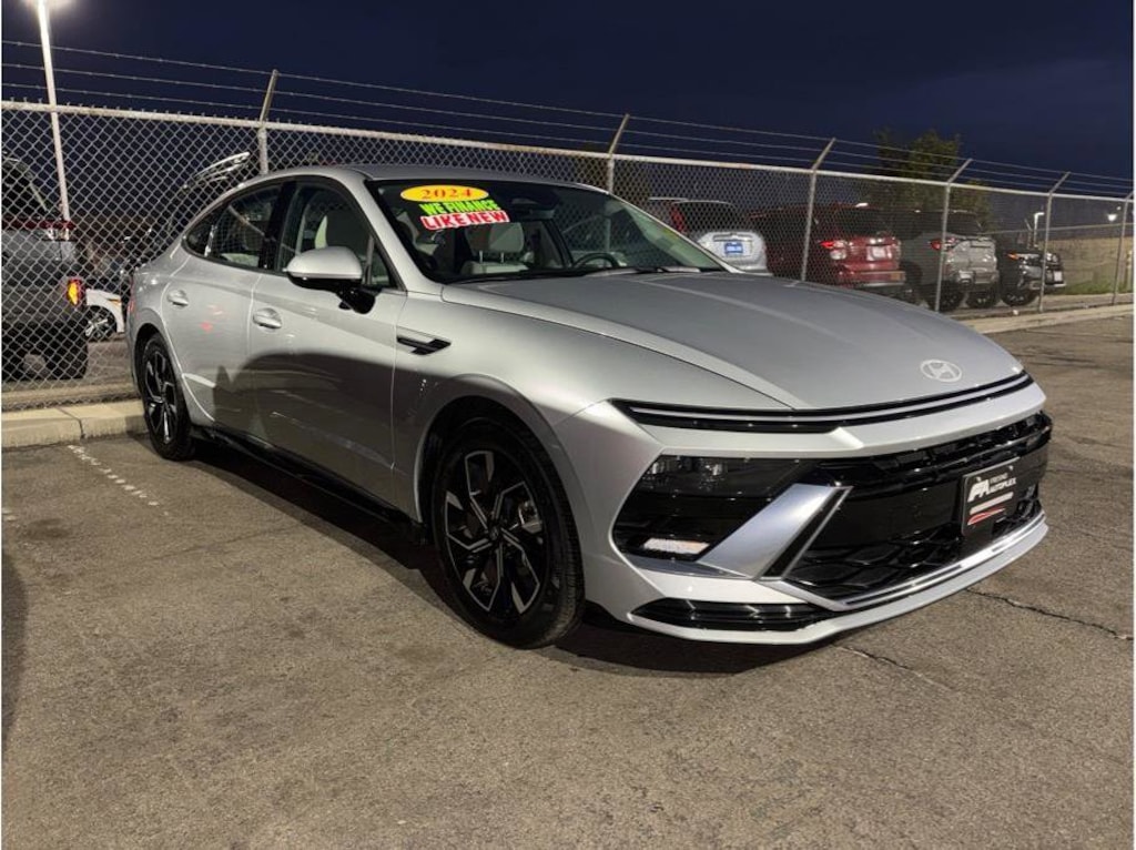 Used 2024 Hyundai Sonata SEL Sedan