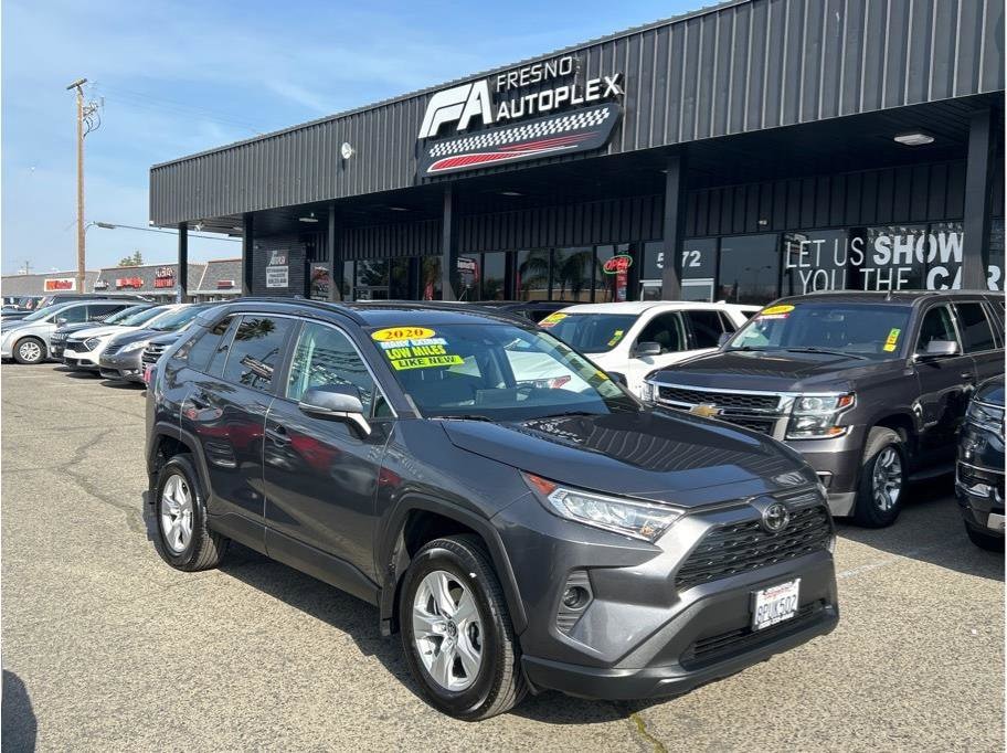 2020 Toyota RAV4 XLE