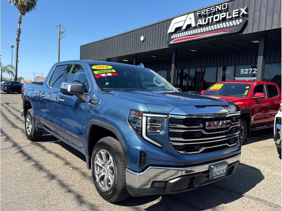 2024 GMC Sierra 2WD Crew Cab Short Box SLT's photo