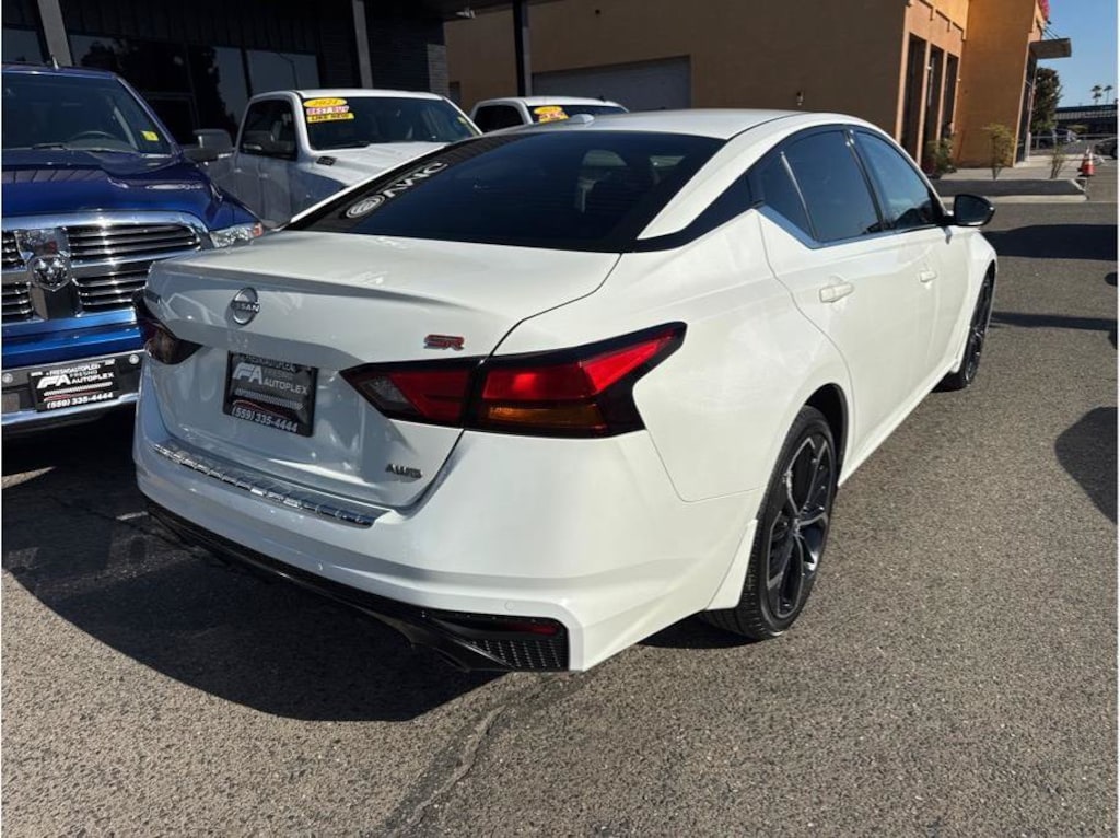 Used 2023 Nissan Altima 2.5 SR Sedan