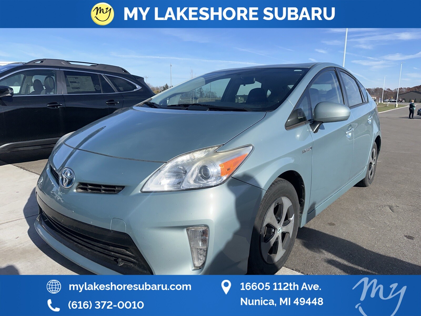 2013 Toyota Prius Two photo 3