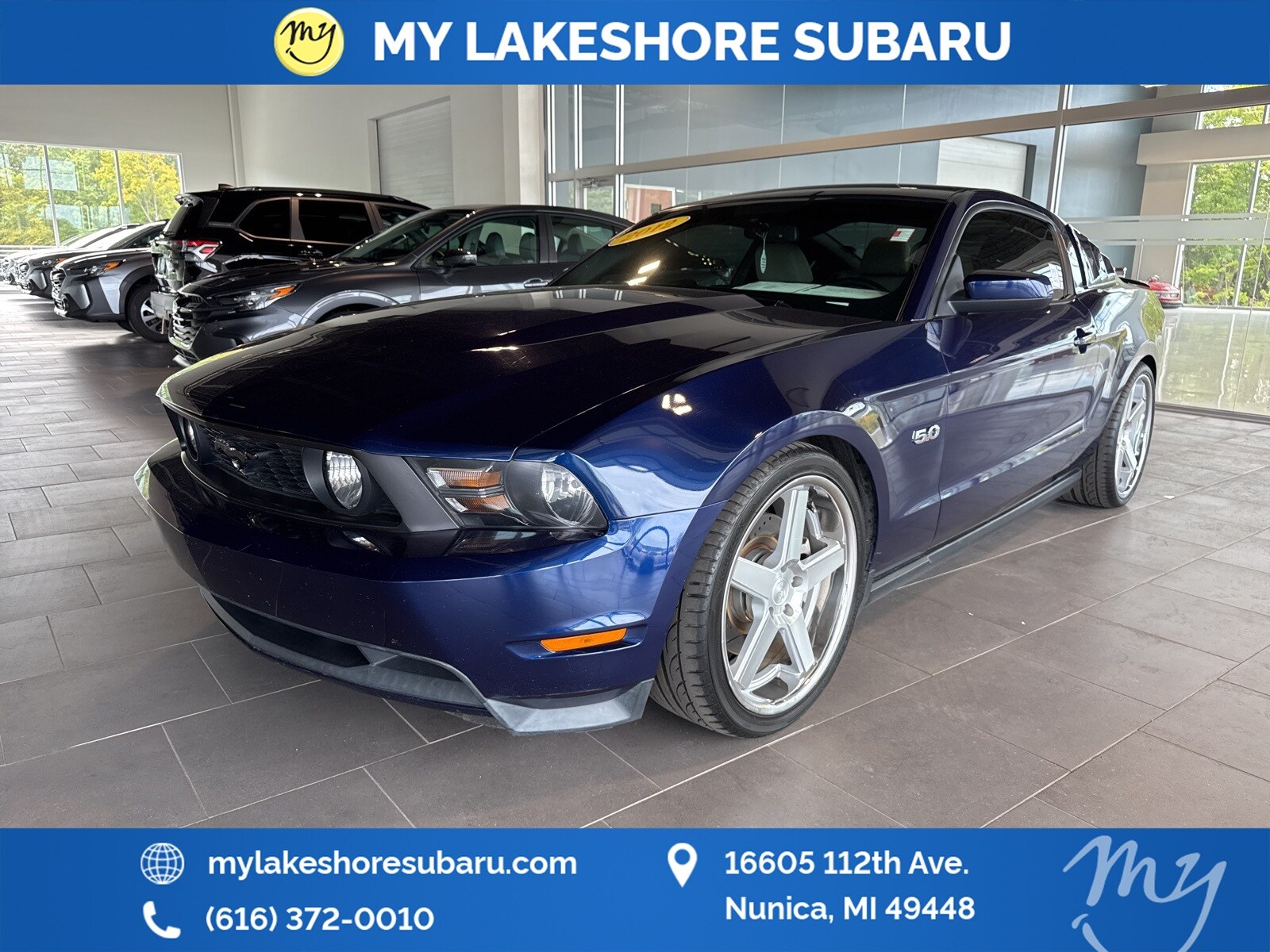 2012 Ford Mustang GT Premium photo 3
