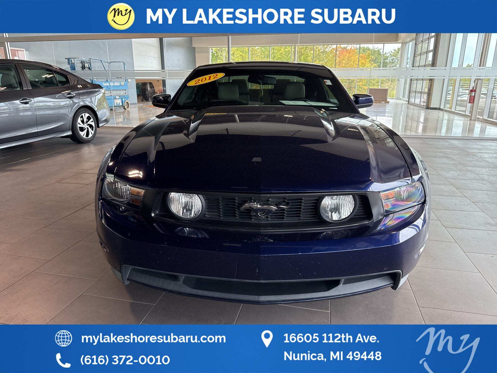 2012 Ford Mustang GT Premium photo 2