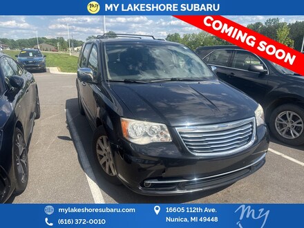 2011 Chrysler Town & Country Touring-L Van LWB Passenger Van