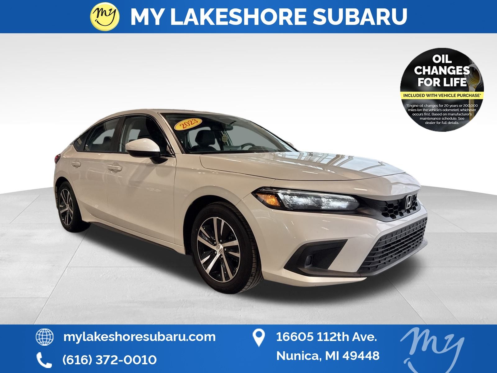 2023 Honda Civic Hatchback LX's photo