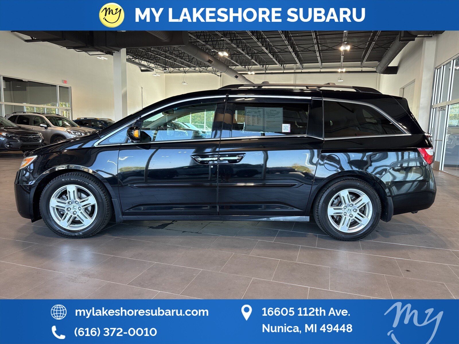 2012 Honda Odyssey Touring photo 4
