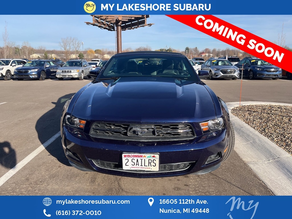 2010 Ford Mustang Convertible photo 2