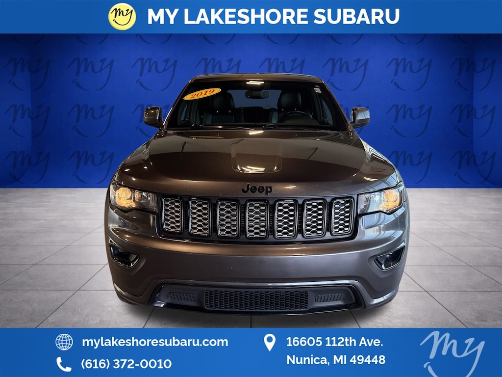 Used 2019 Jeep Grand Cherokee Laredo SUV