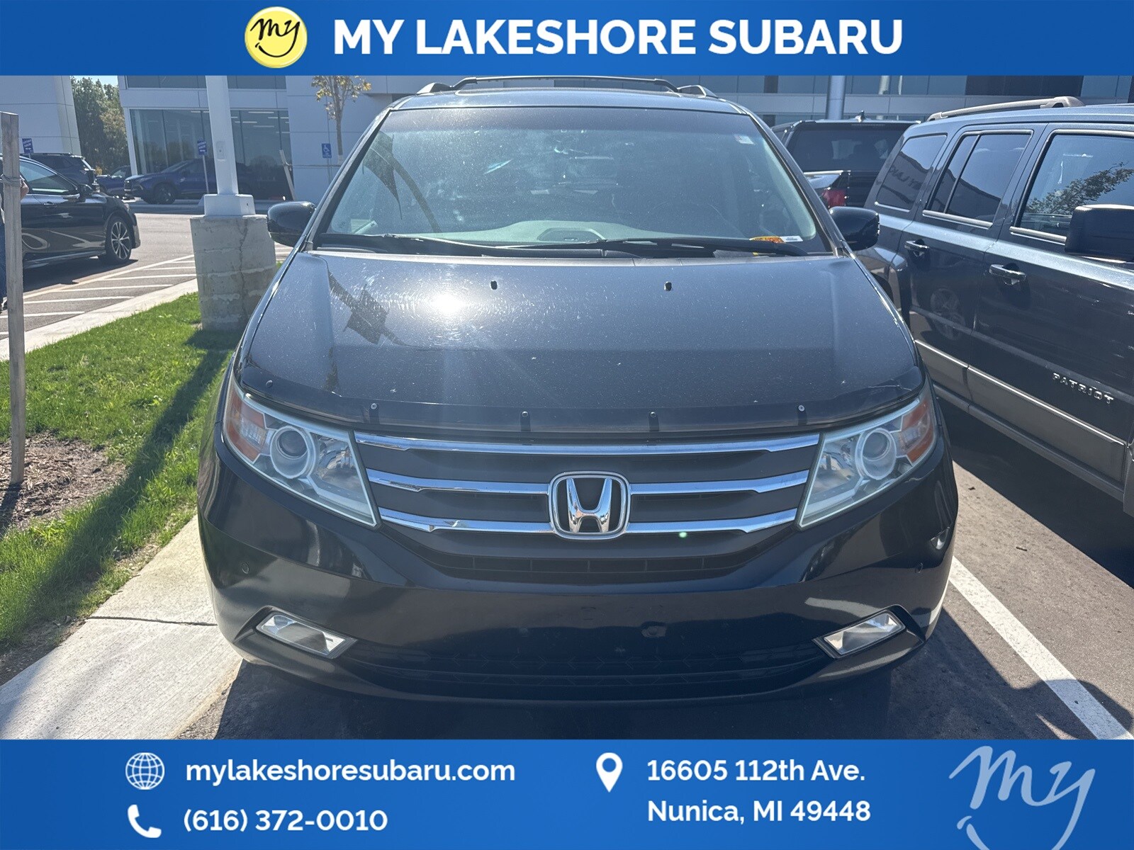 2012 Honda Odyssey Touring photo 2