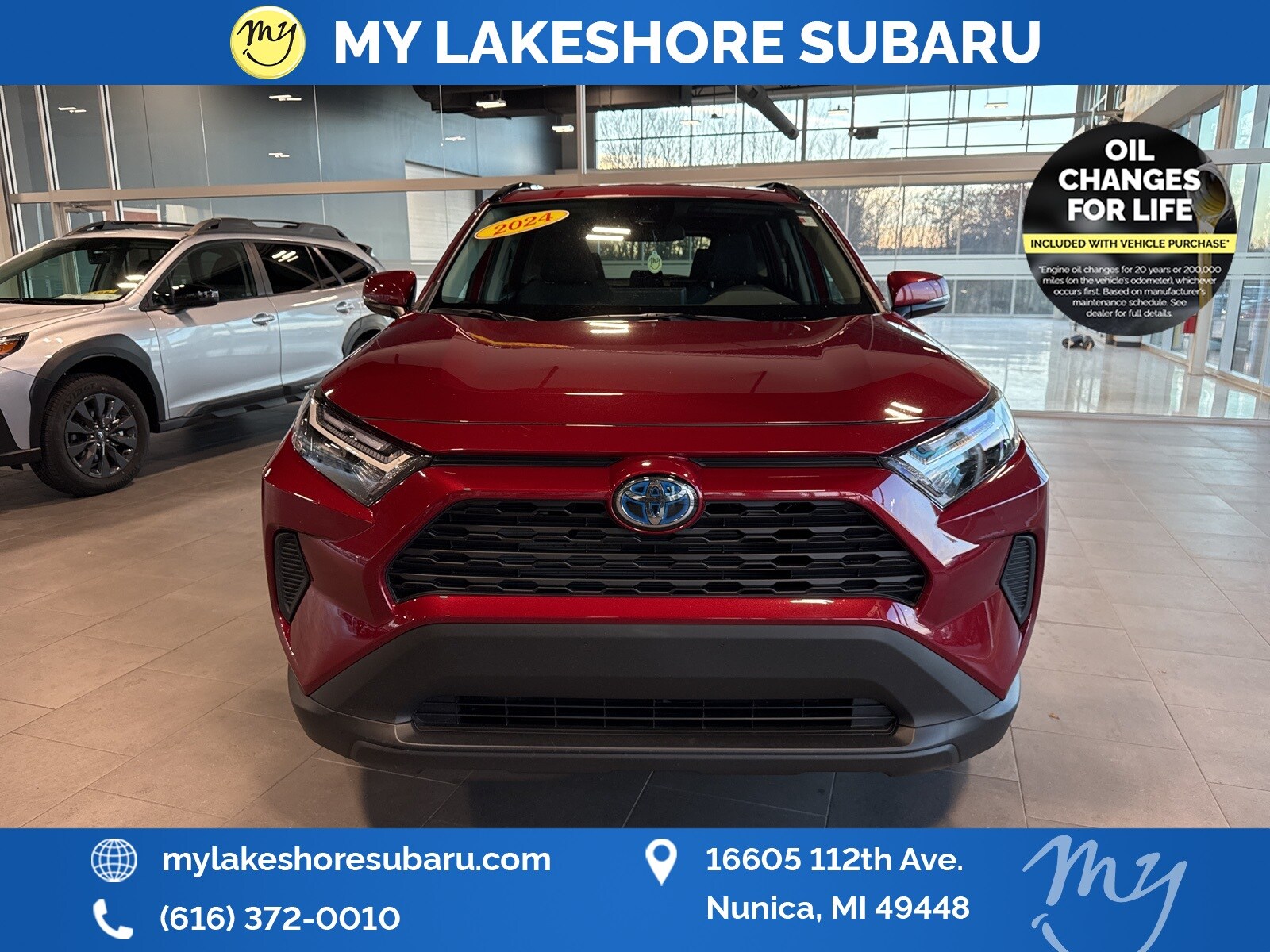 2024 Toyota RAV4 Hybrid XLE photo 2