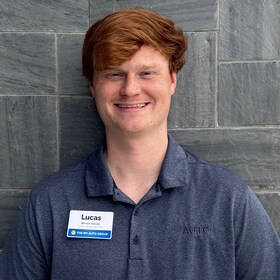 Staff member Luke Pummill from ID_0ae815ec814c