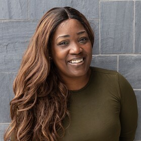 Staff member Rhonda Darnell from ID_2fbc13