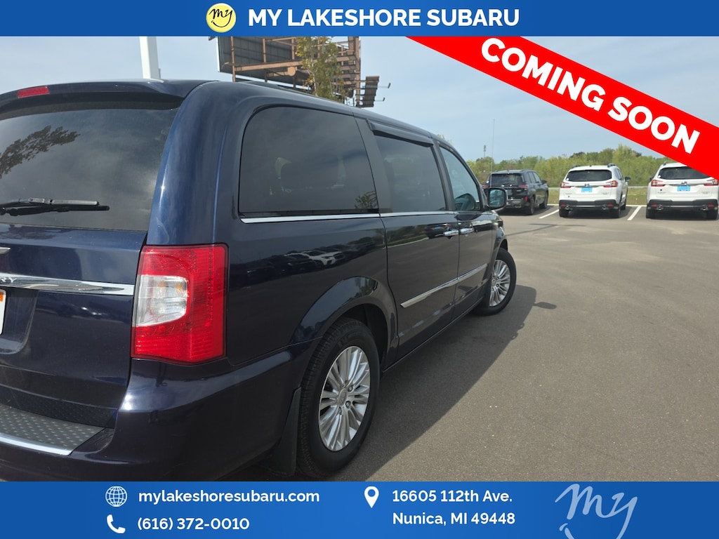 Used 2013 Chrysler Town & Country Touring-L Van LWB Passenger Van