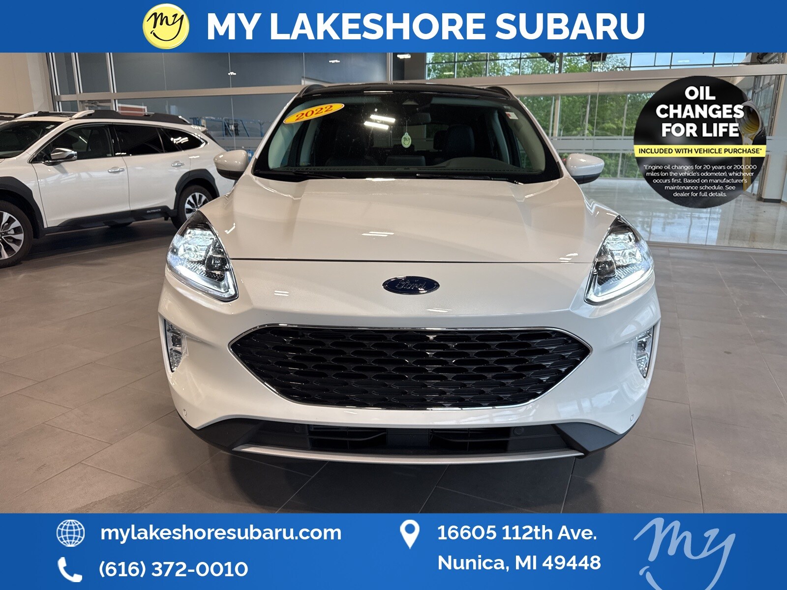 2022 Ford Escape Titanium photo 2