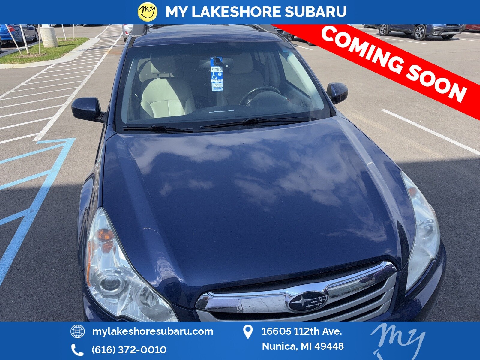 2011 Subaru Outback 2.5i Limited photo 2
