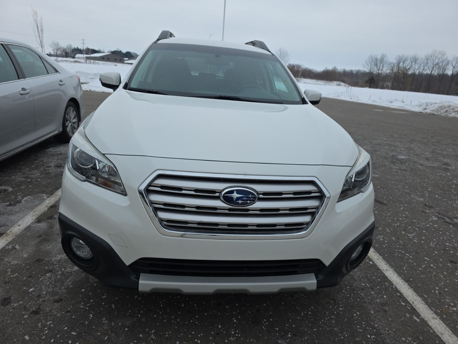 Used 2015 Subaru Outback Limited with VIN 4S4BSBJCXF3268497 for sale in Nunica, MI