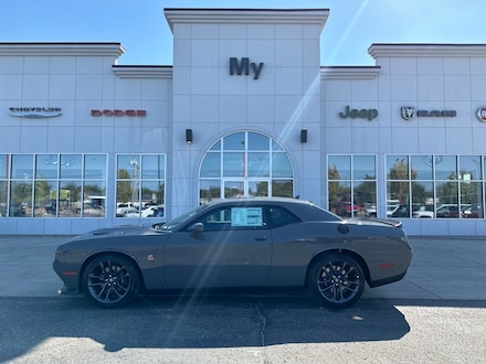 Featured New 2023 Dodge Challenger R/T SCAT PACK Coupe for sale in Mt. Pleasant, MI