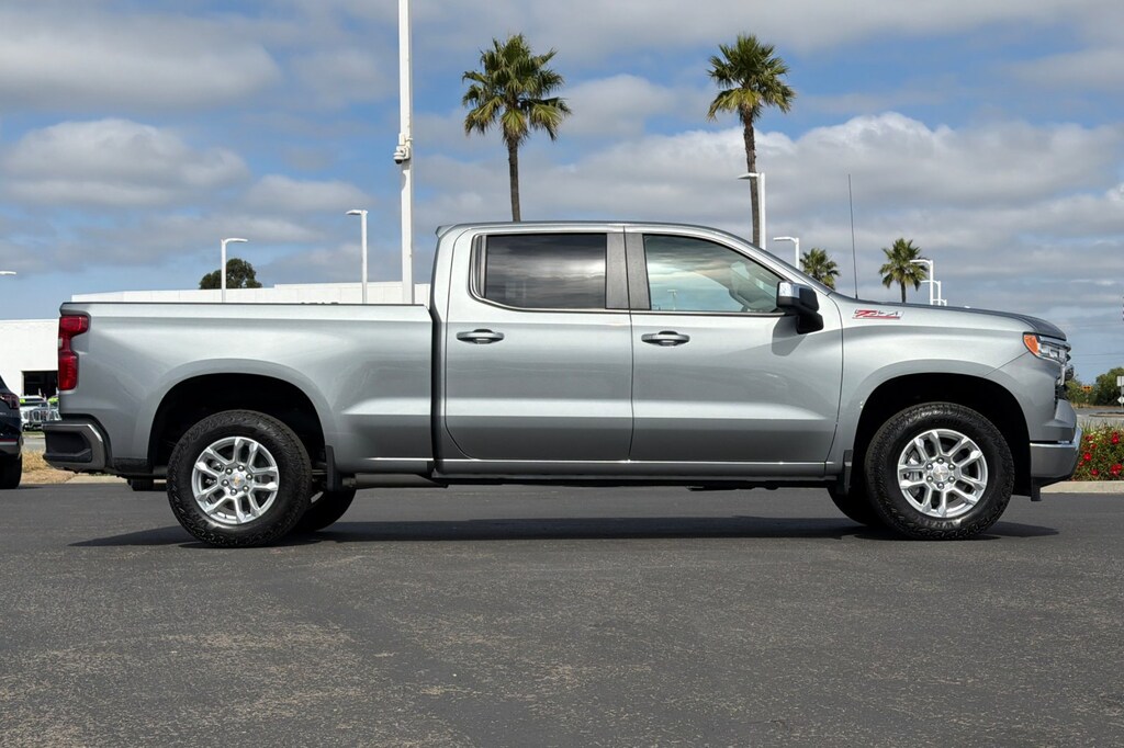 New 2026 Chevrolet Silverado 1500 LT w/1LT Truck Crew Cab