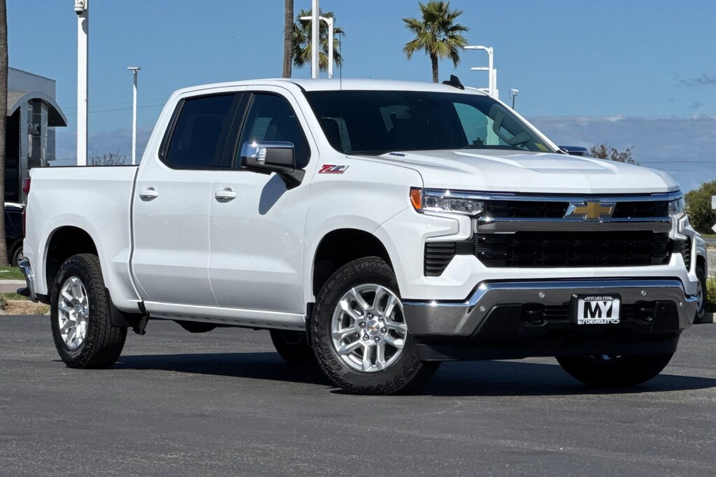 New 2026 Chevrolet Silverado 1500 LT w/1LT Truck Crew Cab