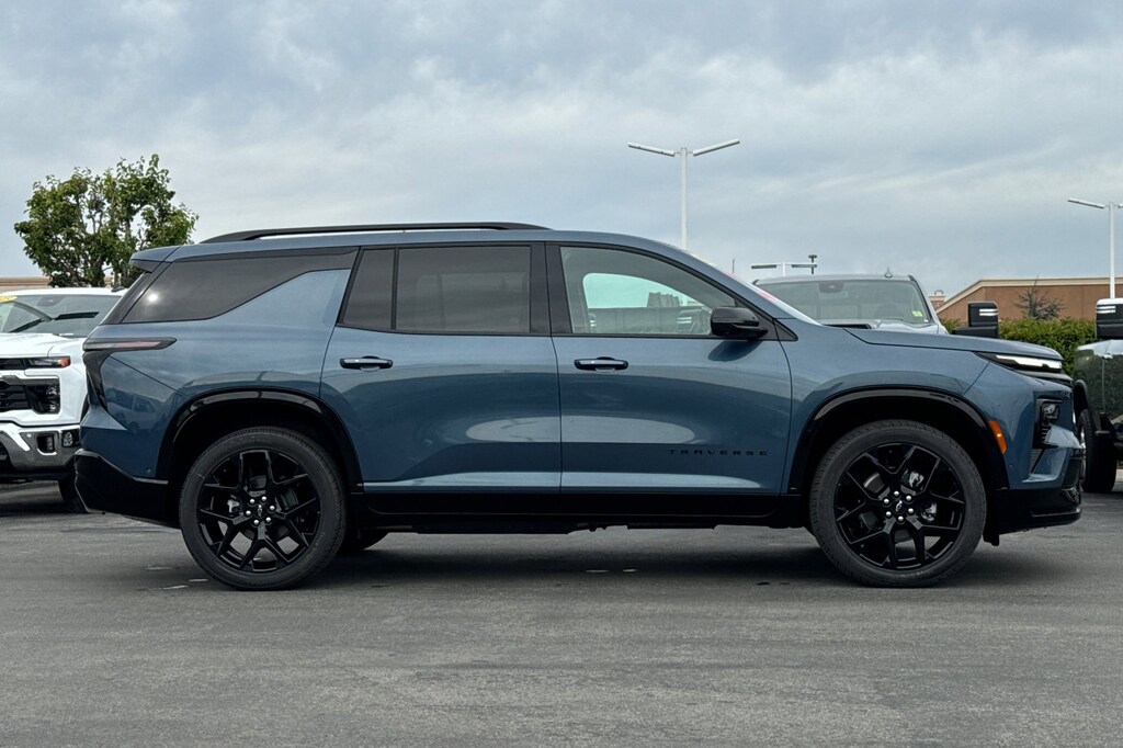 New 2026 Chevrolet Traverse RS SUV