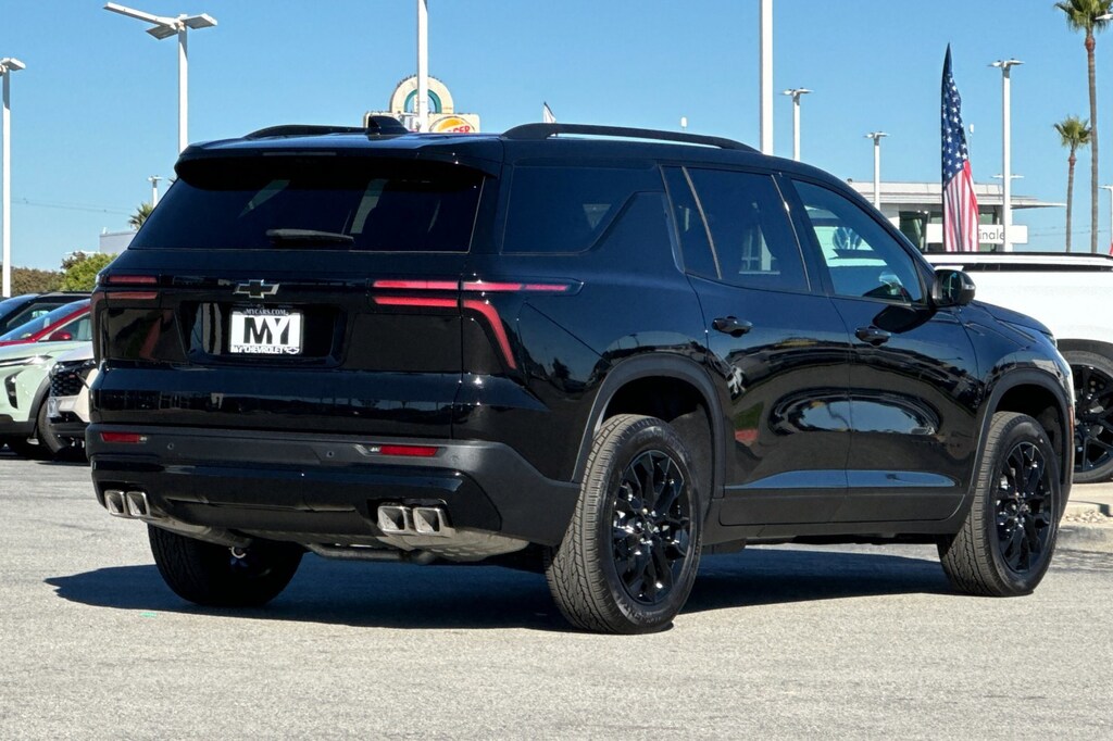 New 2026 Chevrolet Traverse LT SUV