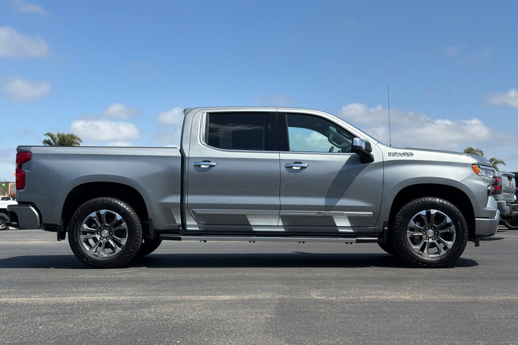 New 2026 Chevrolet Silverado 1500 High Country Truck Crew Cab