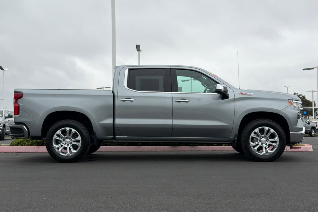 New 2026 Chevrolet Silverado 1500 LTZ Truck Crew Cab