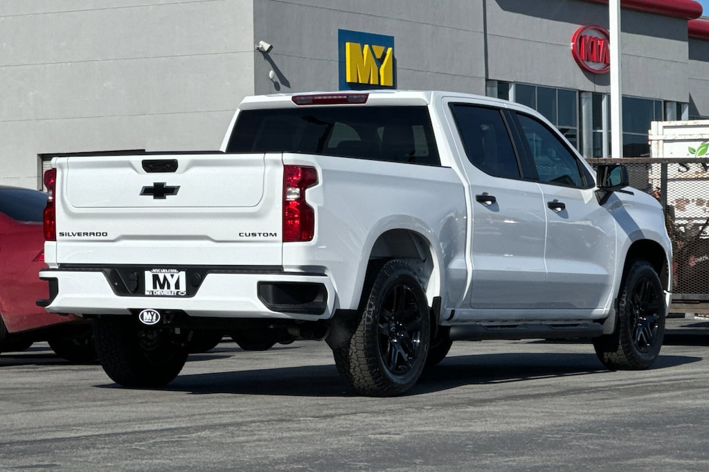 New 2026 Chevrolet Silverado 1500 Custom Truck Crew Cab