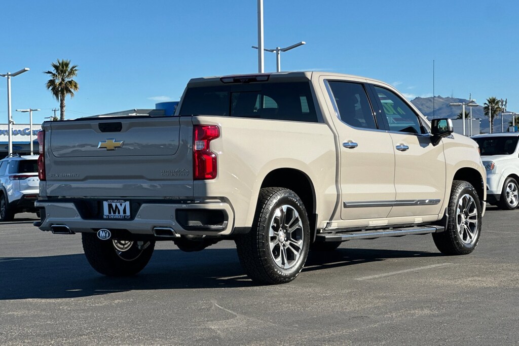 New 2026 Chevrolet Silverado 1500 High Country Truck Crew Cab
